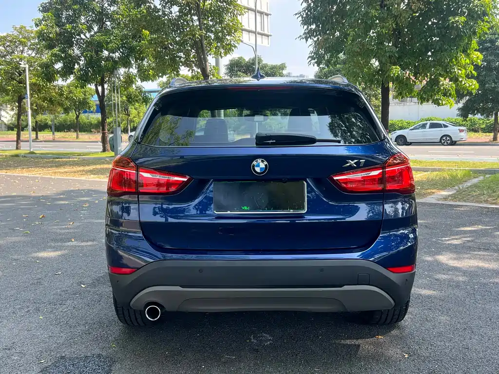 BMW X1 — фото 6