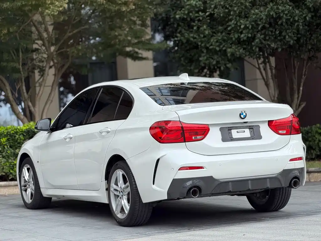 BMW 1 Series — фото 10