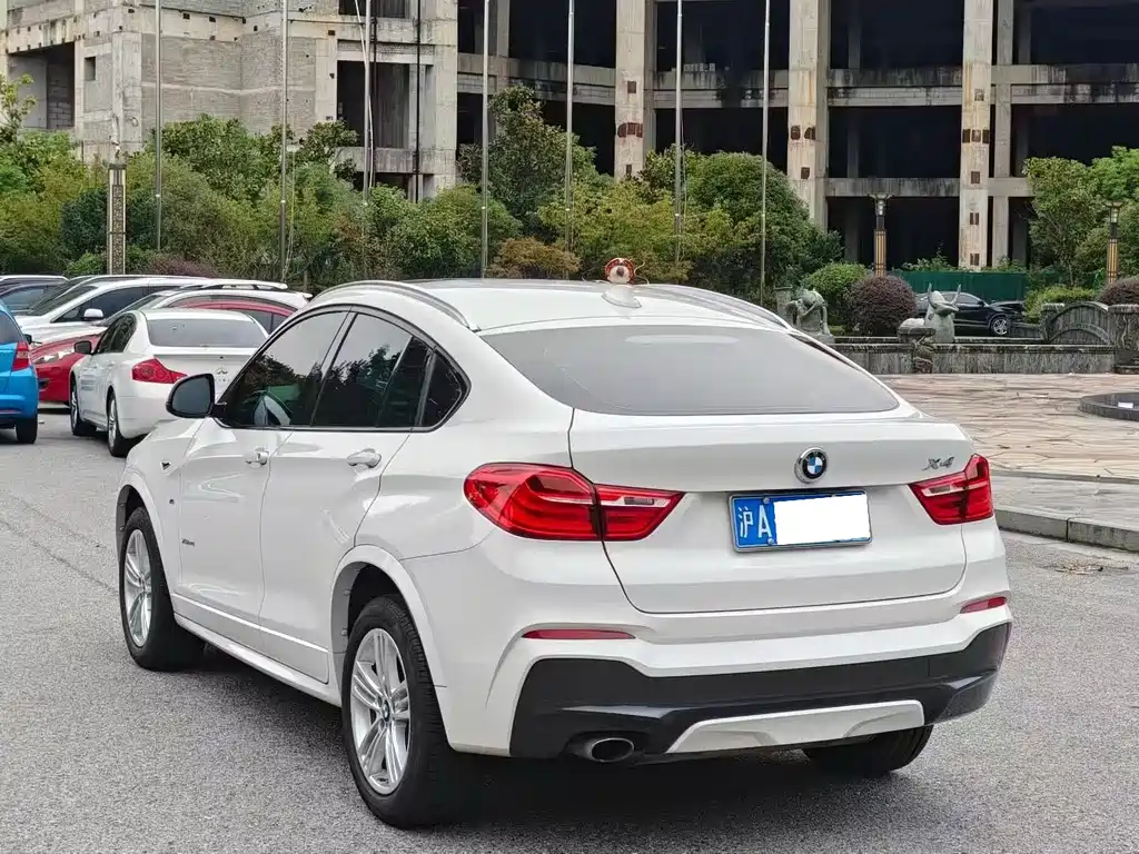 BMW X4 — фото 9
