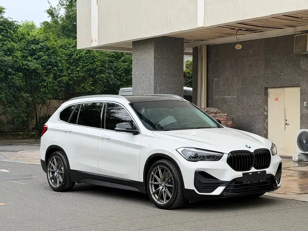BMW X1 — фото 3