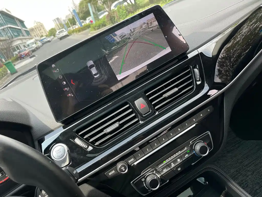 BMW 1 Series — фото 11