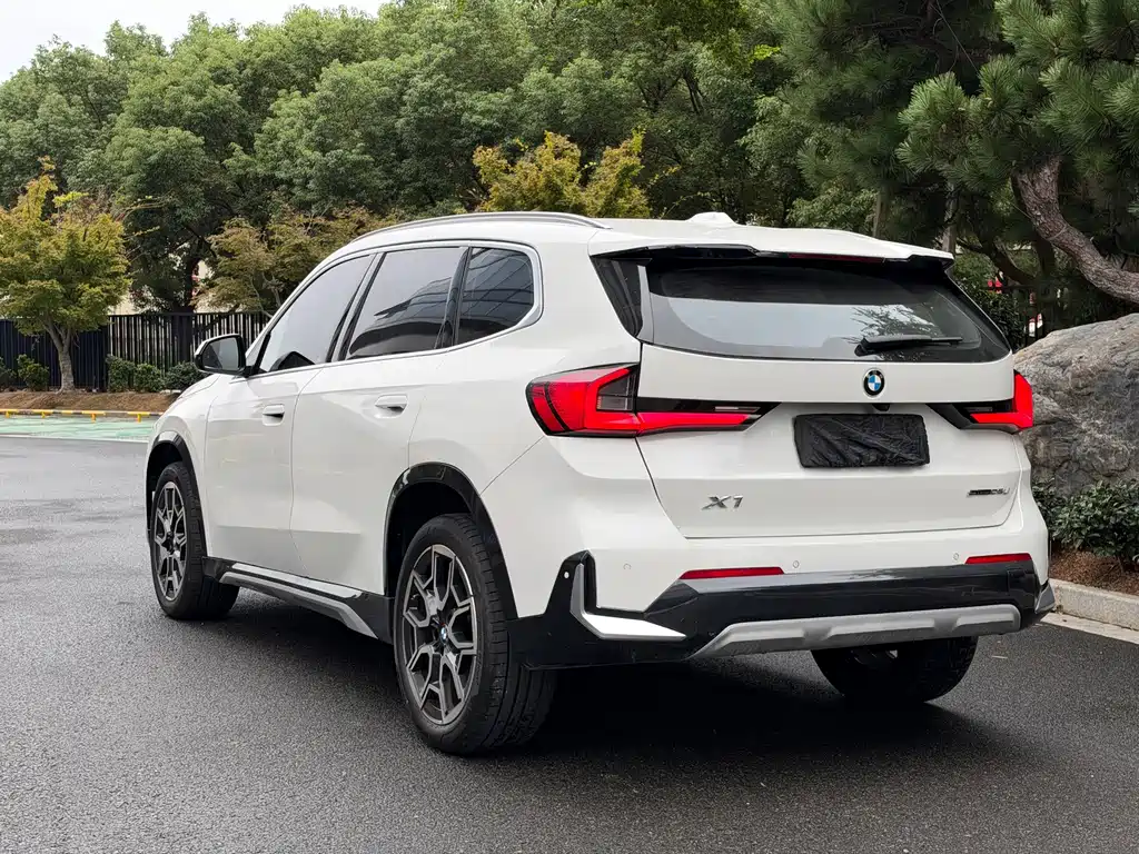 BMW X1 — фото 17