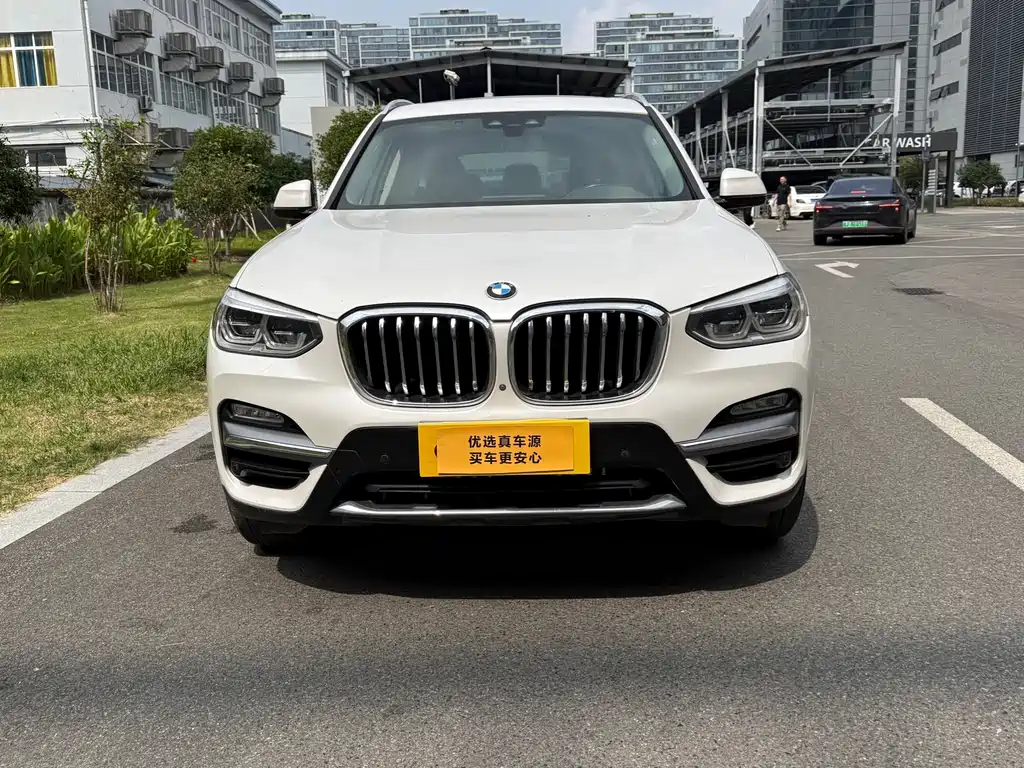 BMW X3 — фото 2