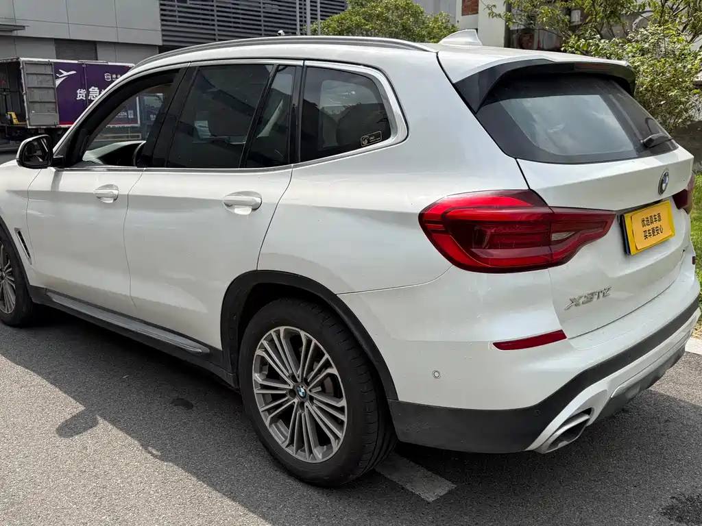 BMW X3 — фото 6