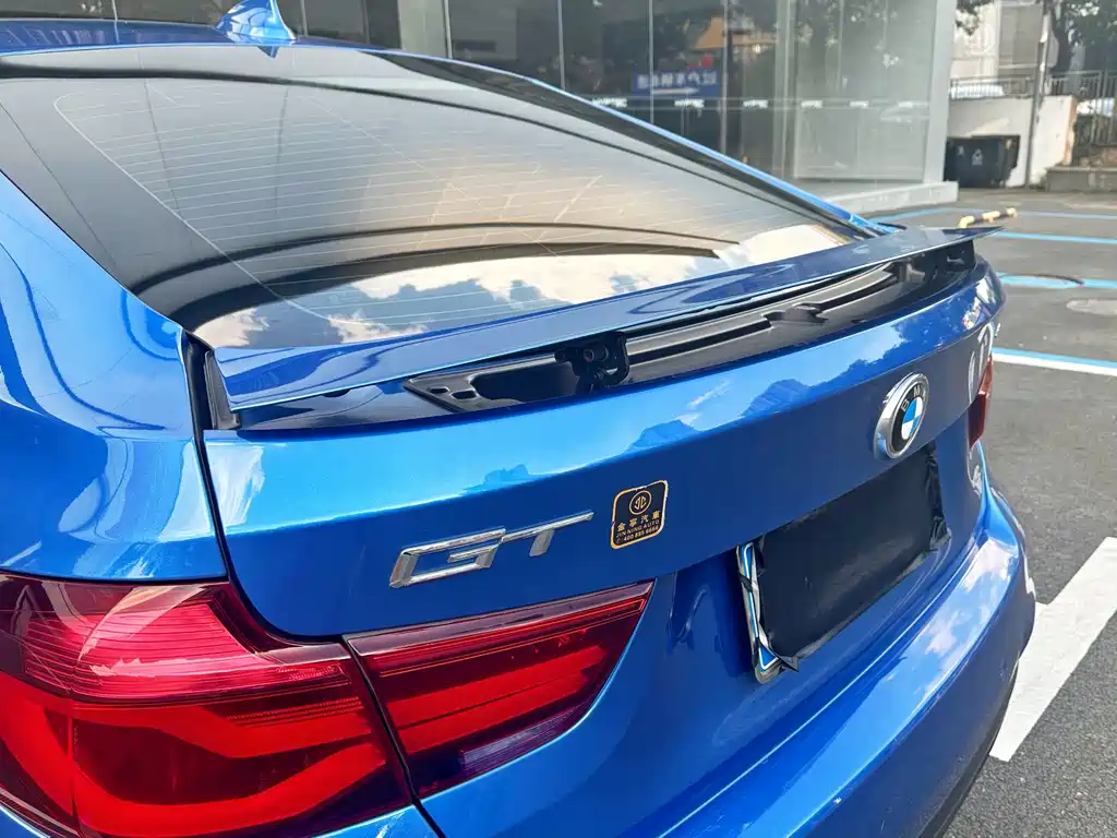 BMW 3 Series GT — фото 20