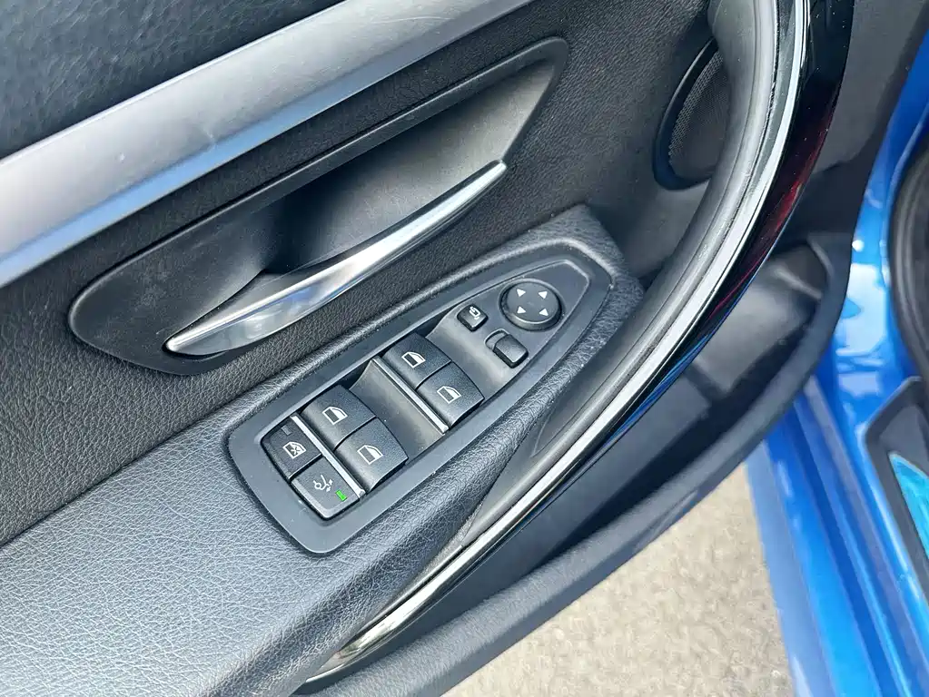 BMW 3 Series GT — фото 10