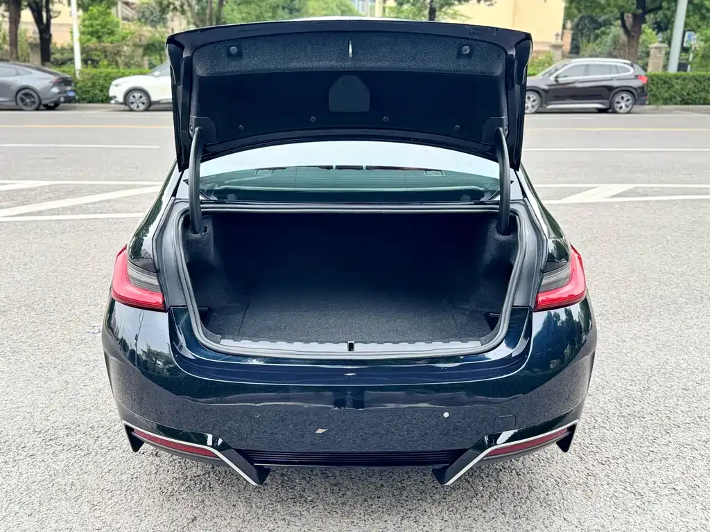 BMW i3 — фото 17