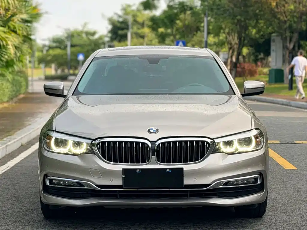 BMW 5 Series — фото 2