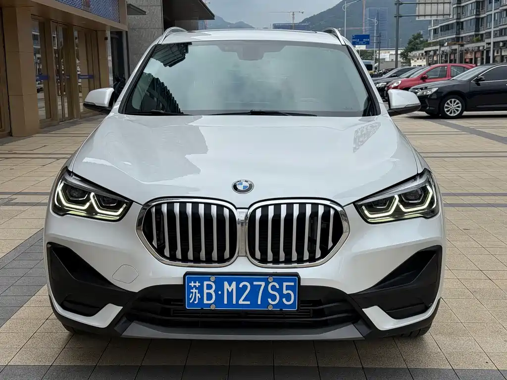 BMW X1 — фото 2