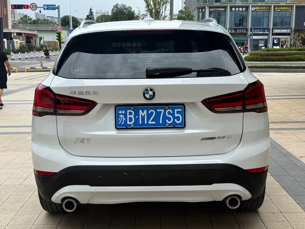 BMW X1 — фото 15