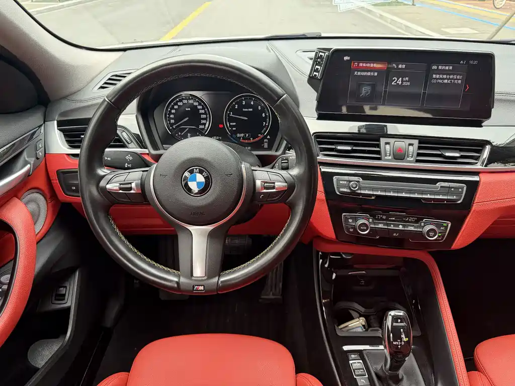 BMW X2 — фото 11
