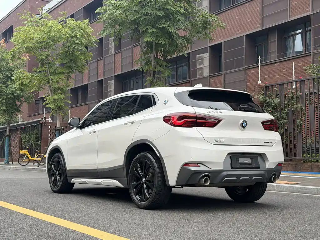 BMW X2 — фото 14