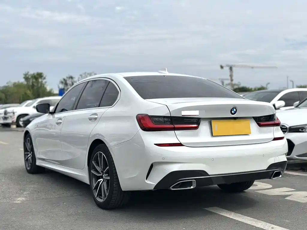 BMW 3 Series — фото 12