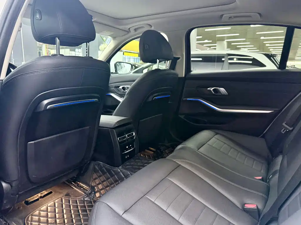 BMW 3 Series — фото 11