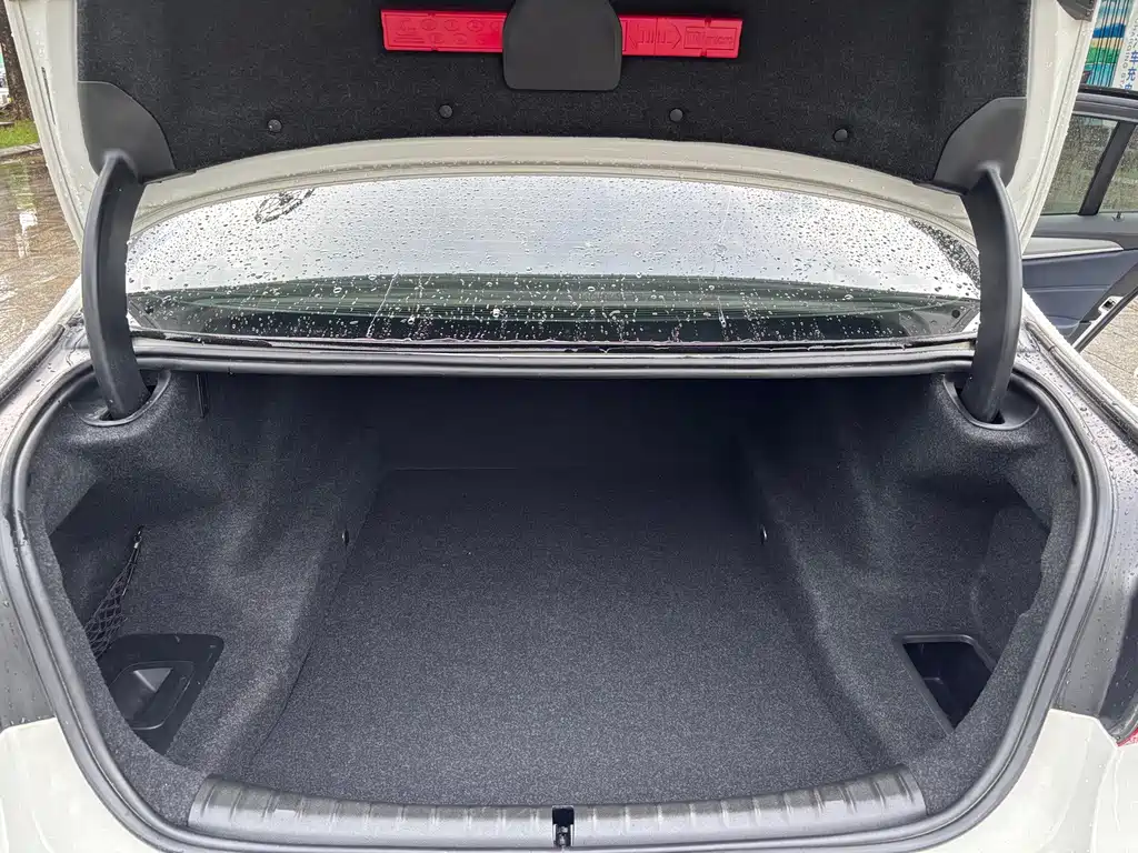 BMW 5 Series (Import) — фото 14