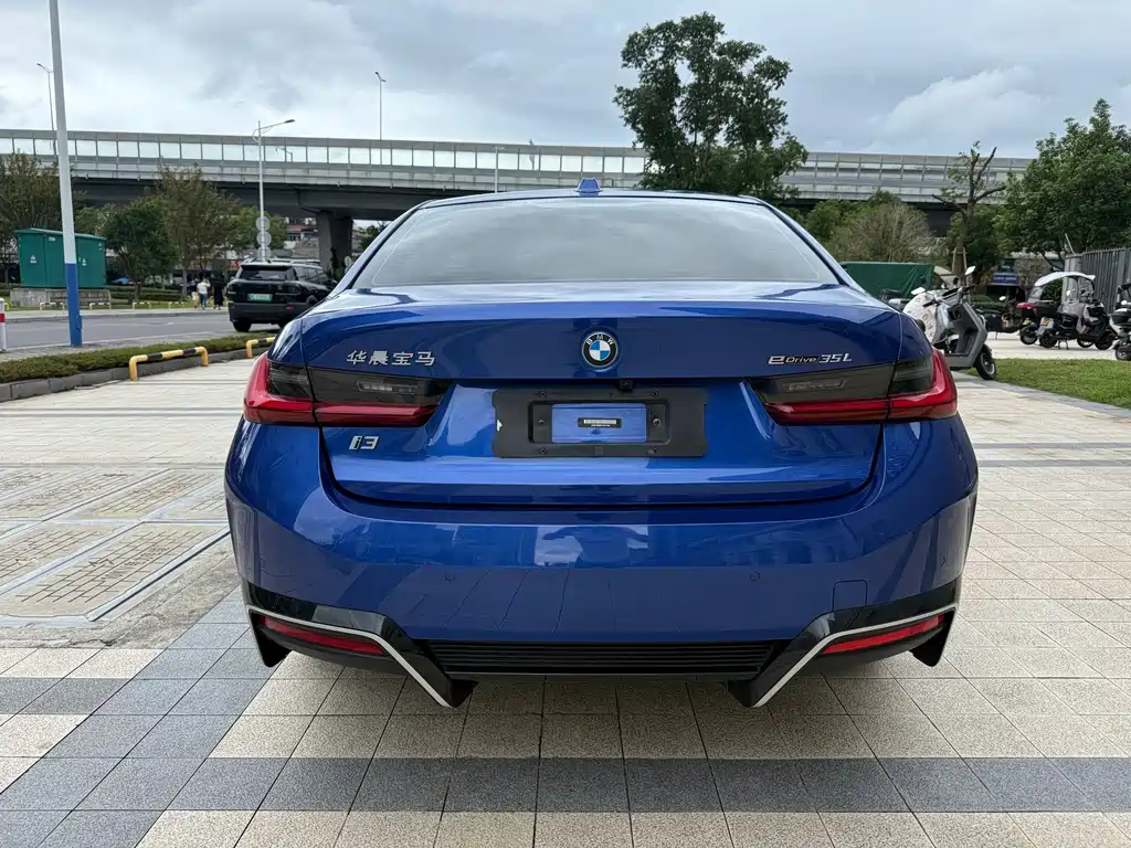 BMW i3 — фото 13