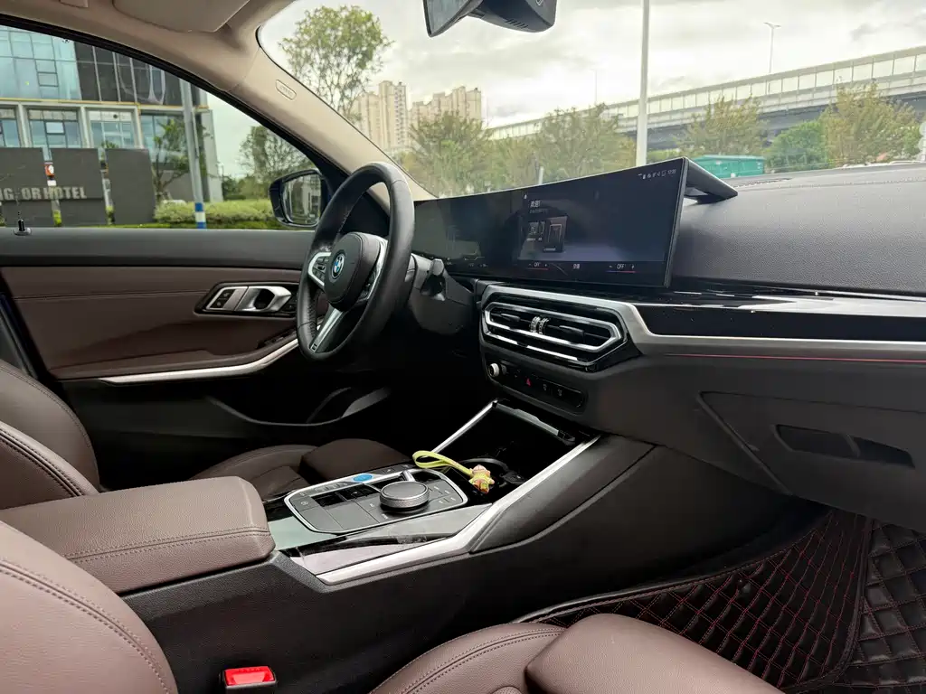BMW i3 — фото 10