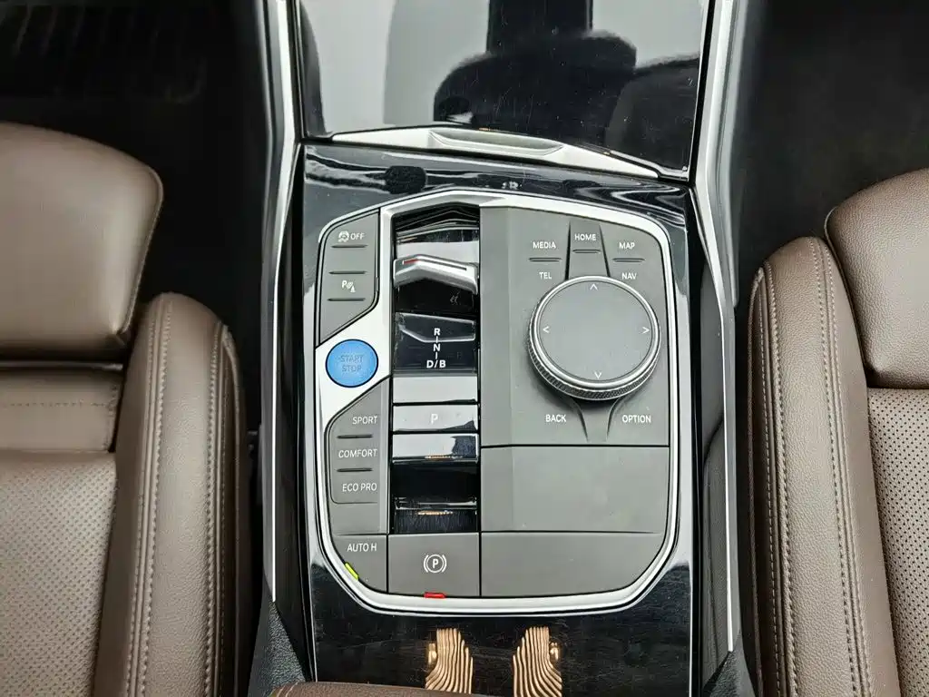 BMW i3 — фото 13