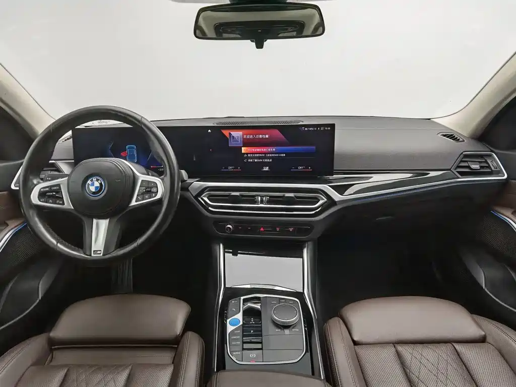 BMW i3 — фото 5