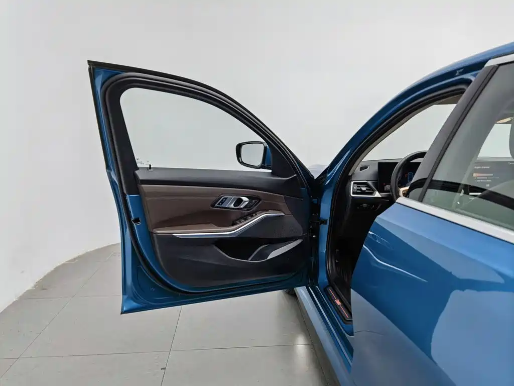 BMW i3 — фото 8