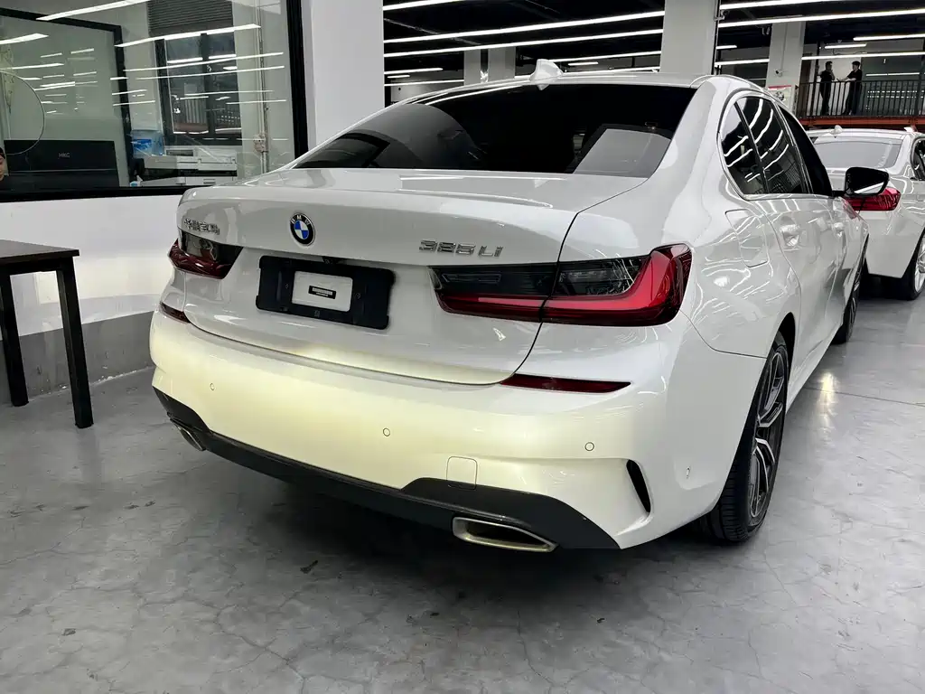 BMW 3 Series — фото 13