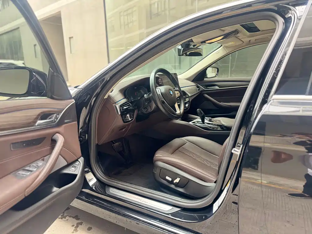 BMW 5 Series New Energy — фото 6