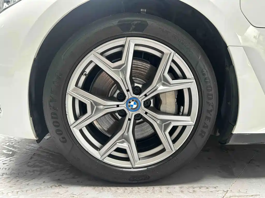 BMW i3 — фото 9