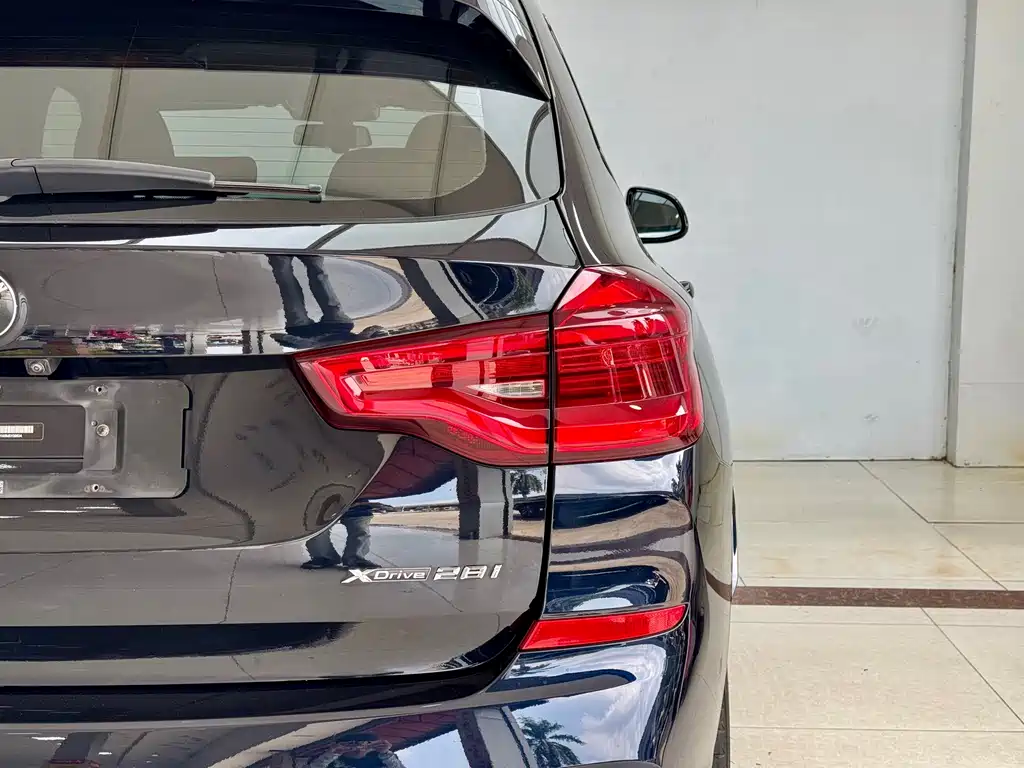 BMW X3 — фото 25