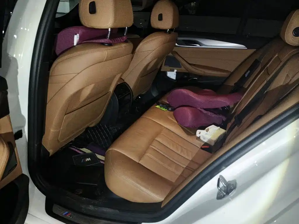 BMW 5 Series (Import) — фото 13