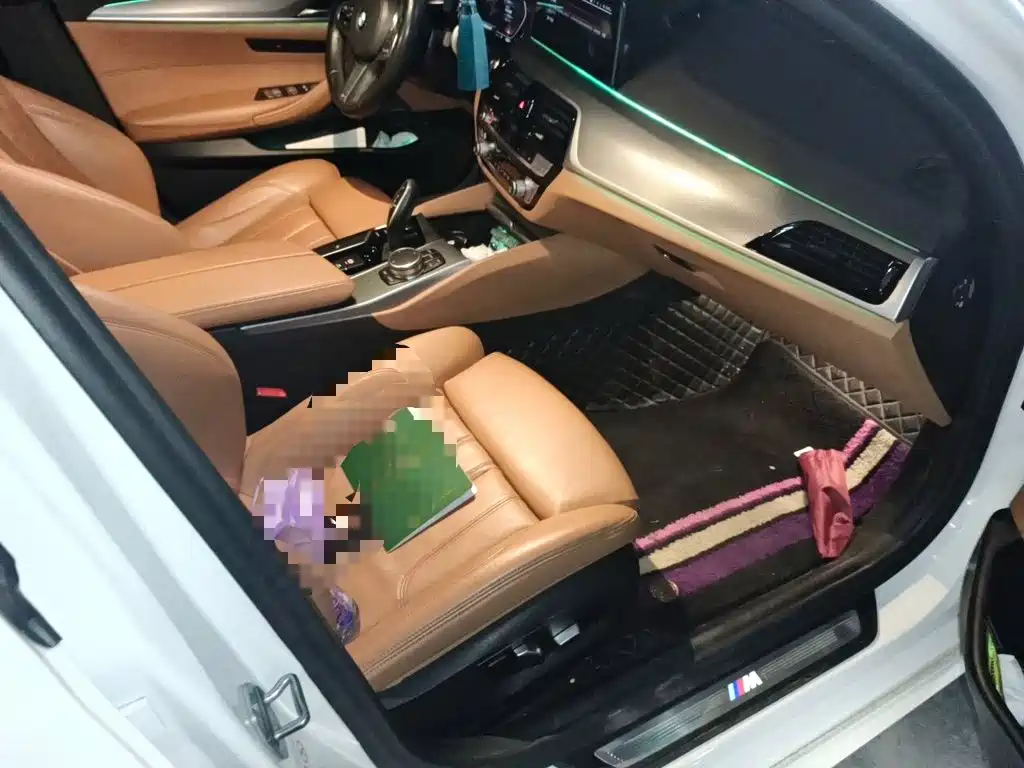 BMW 5 Series (Import) — фото 19