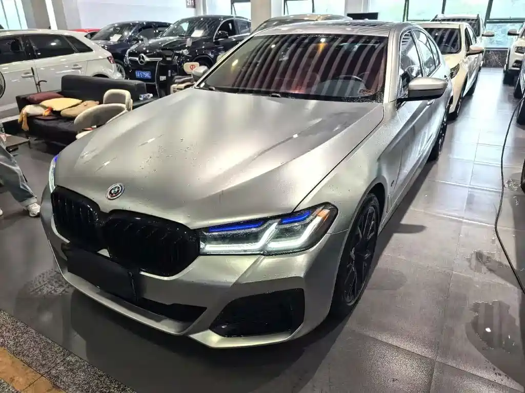 BMW 5 Series (Import) — фото 2
