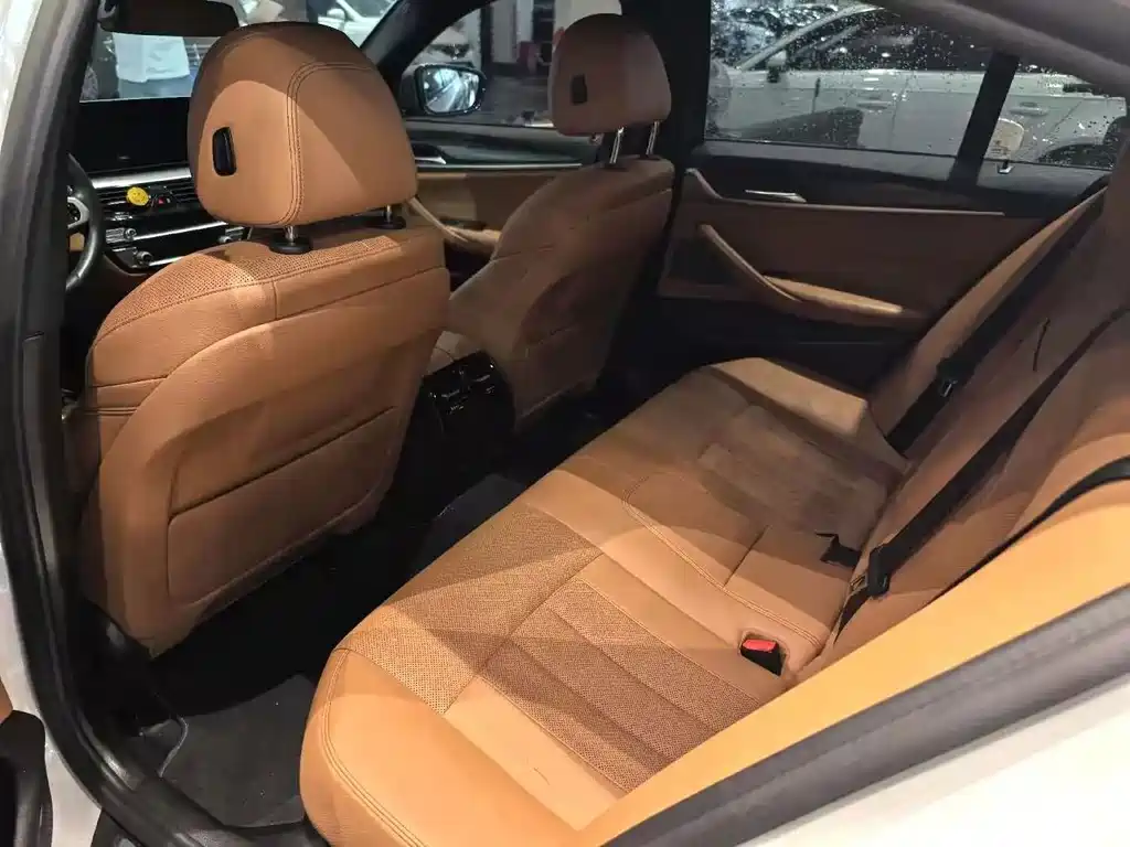 BMW 5 Series (Import) — фото 6