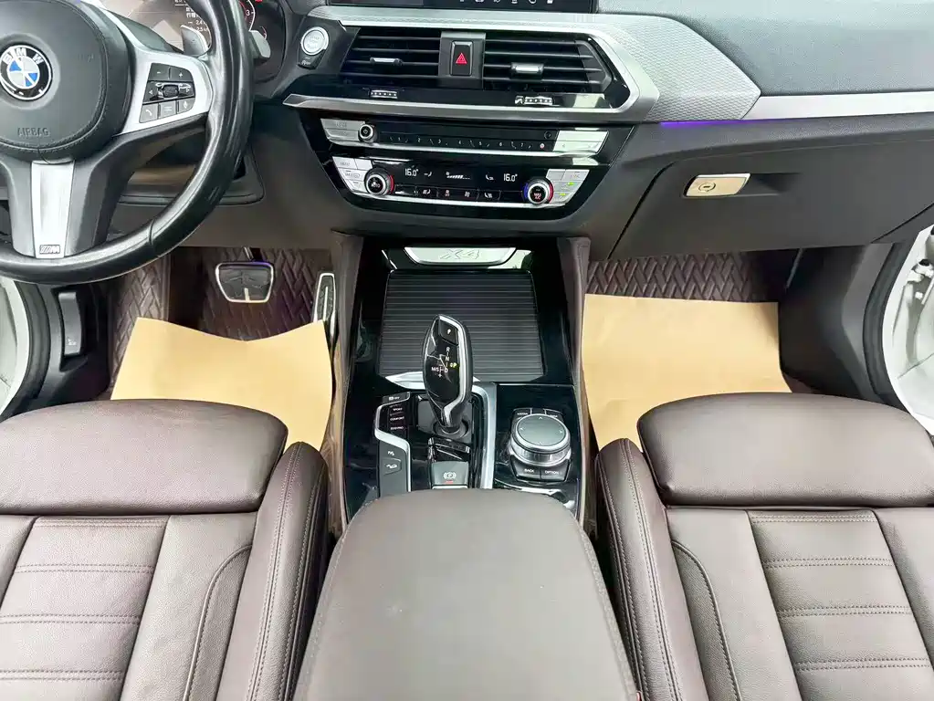 BMW X4 — фото 18