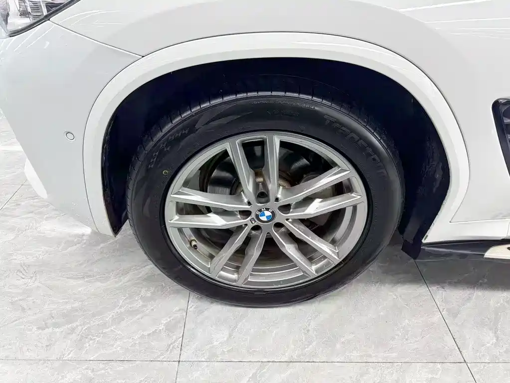 BMW X4 — фото 24