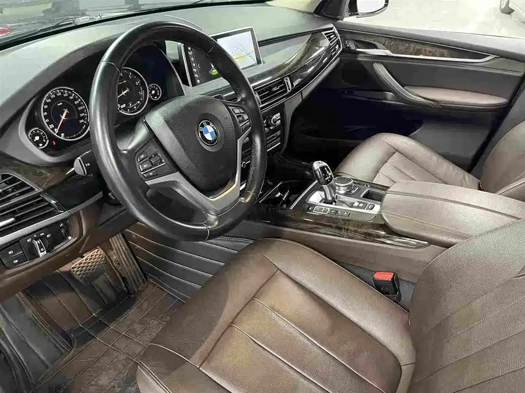 BMW X5 (Import) — фото 11