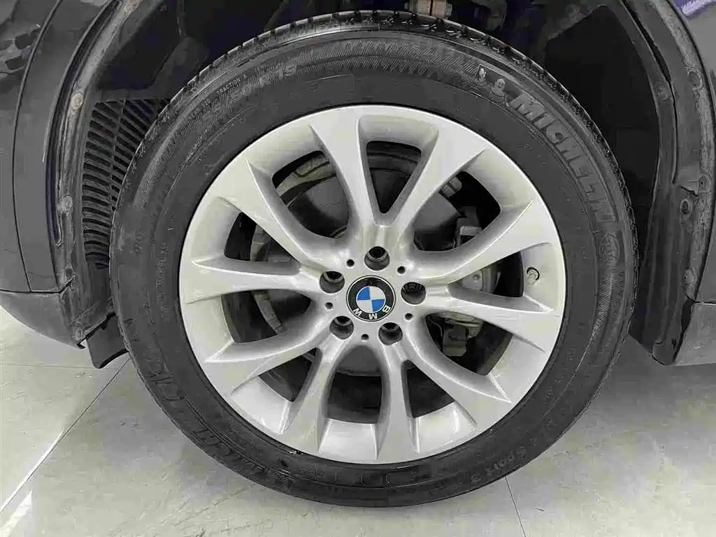 BMW X5 (Import) — фото 16
