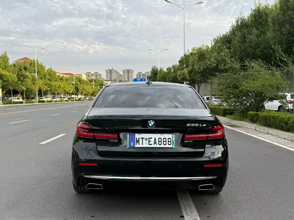 BMW 5 Series New Energy — фото 8