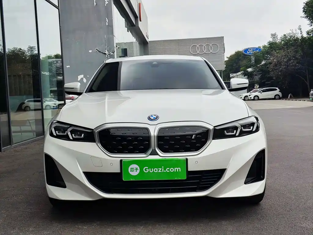 BMW i3 — фото 3