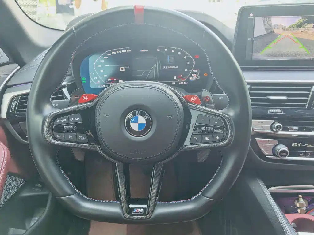 BMW 5 Series — фото 13