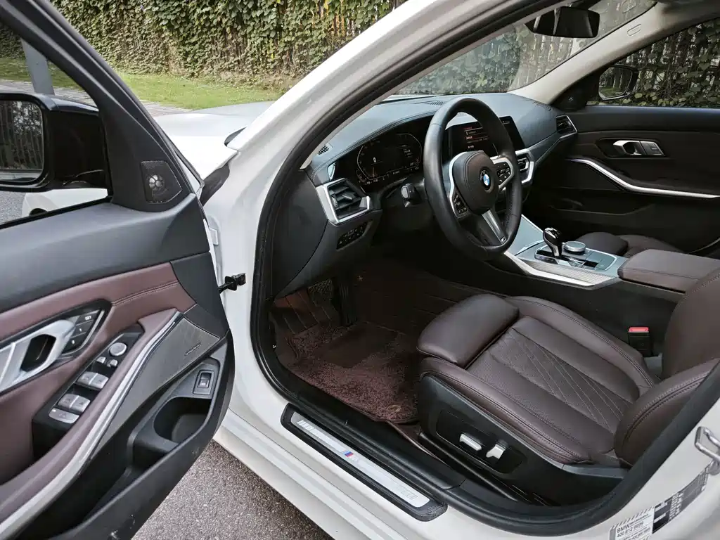 BMW 3 Series — фото 13