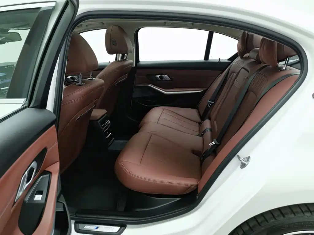 BMW 3 Series — фото 15