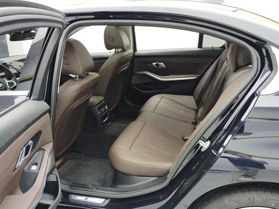 BMW 3 Series — фото 11