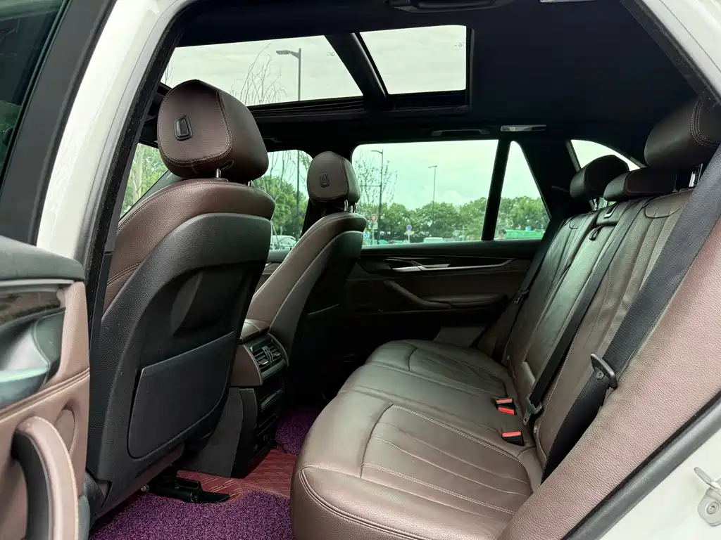 BMW X5 (Import) — фото 11