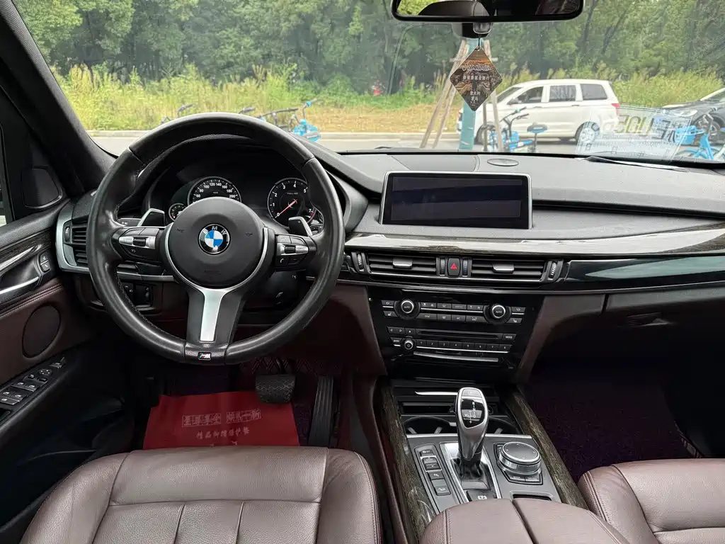 BMW X5 (Import) — фото 13