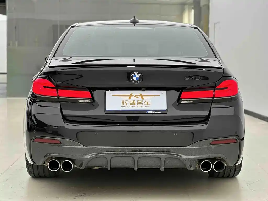BMW 5 Series — фото 4