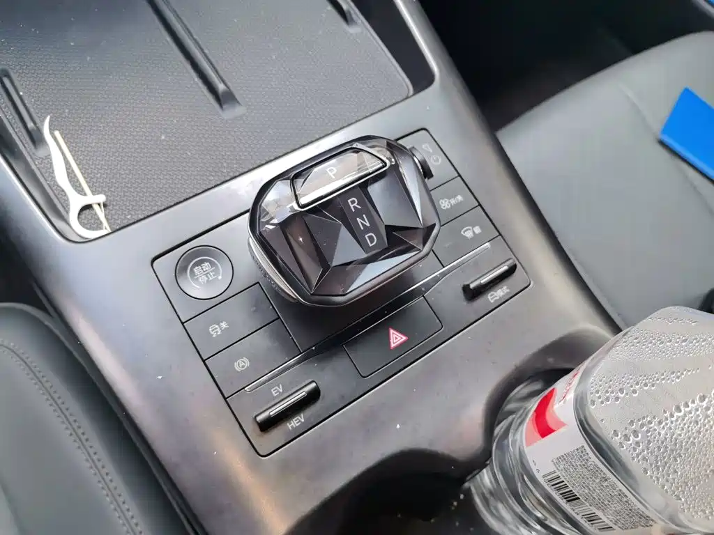 BYD Qin PLUS — фото 15
