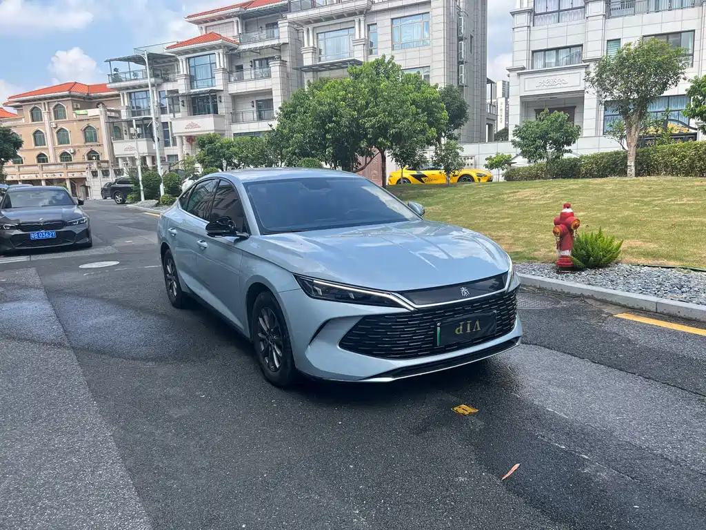 BYD Qin L — фото 4