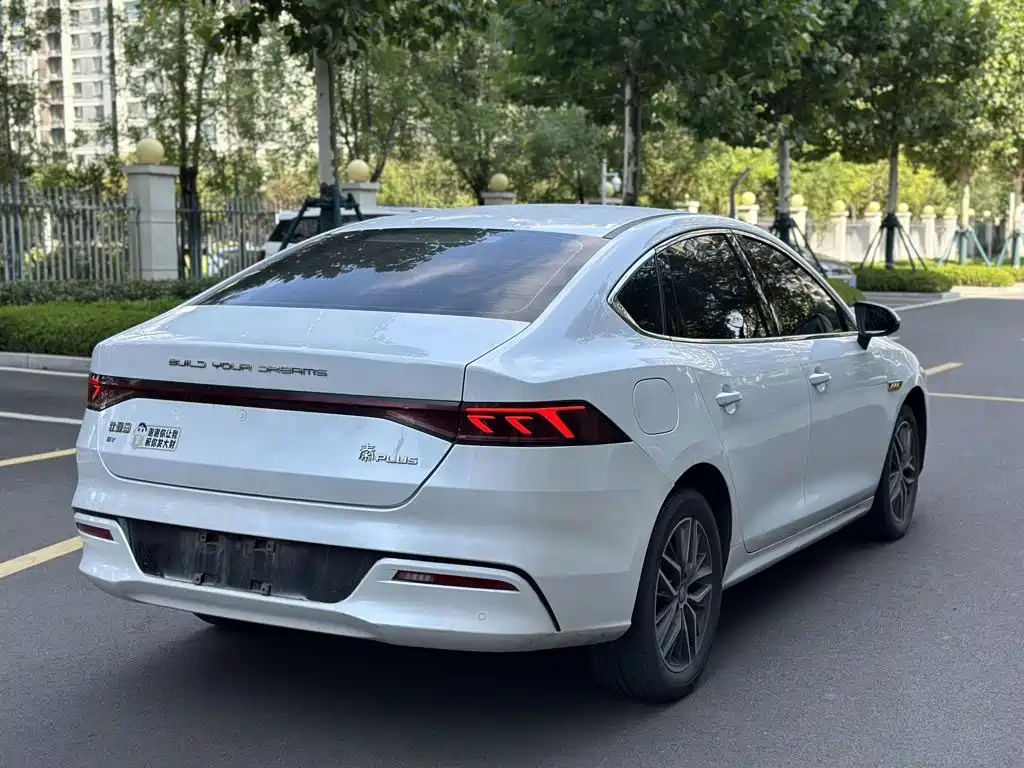 BYD Qin PLUS — фото 9