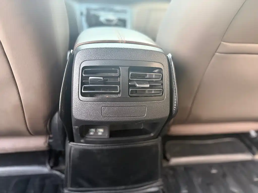 BYD Qin PLUS — фото 13