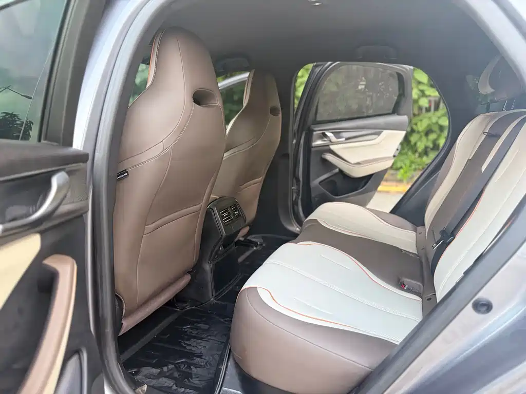 BYD Qin PLUS — фото 9